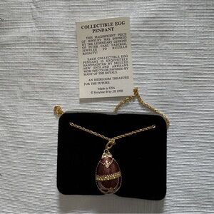 JJI 1998 Storyline Gold and Red Collectible Egg Pendant Necklace
